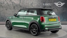 MINI Hatchback 1.5 Cooper Classic 3dr Auto [Comfort/Nav Pack] Petrol Hatchback